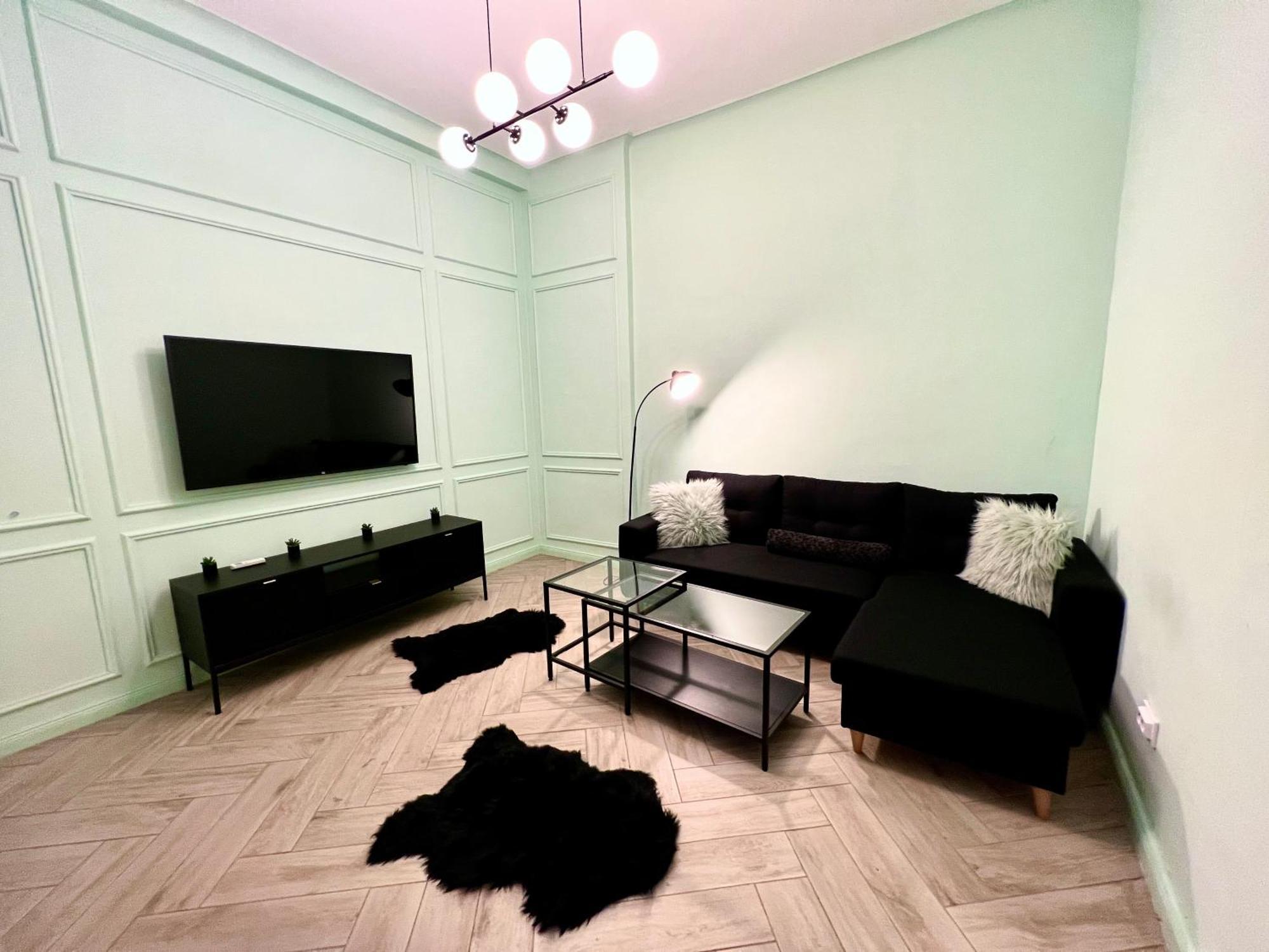 River's Apartment